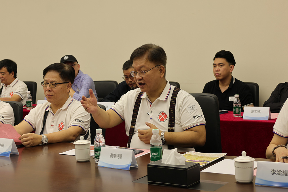 翁主席发言照.JPG